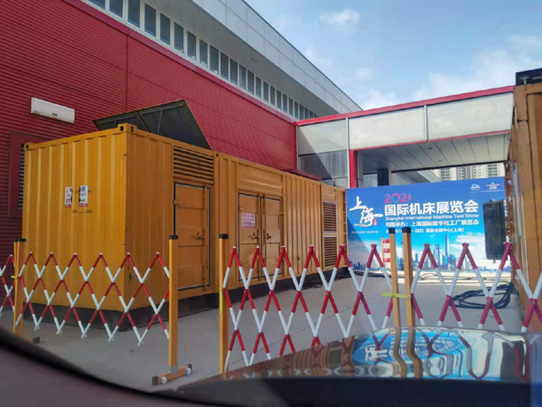 山阳发电车出租-发电机无电压或电压太低怎么办？